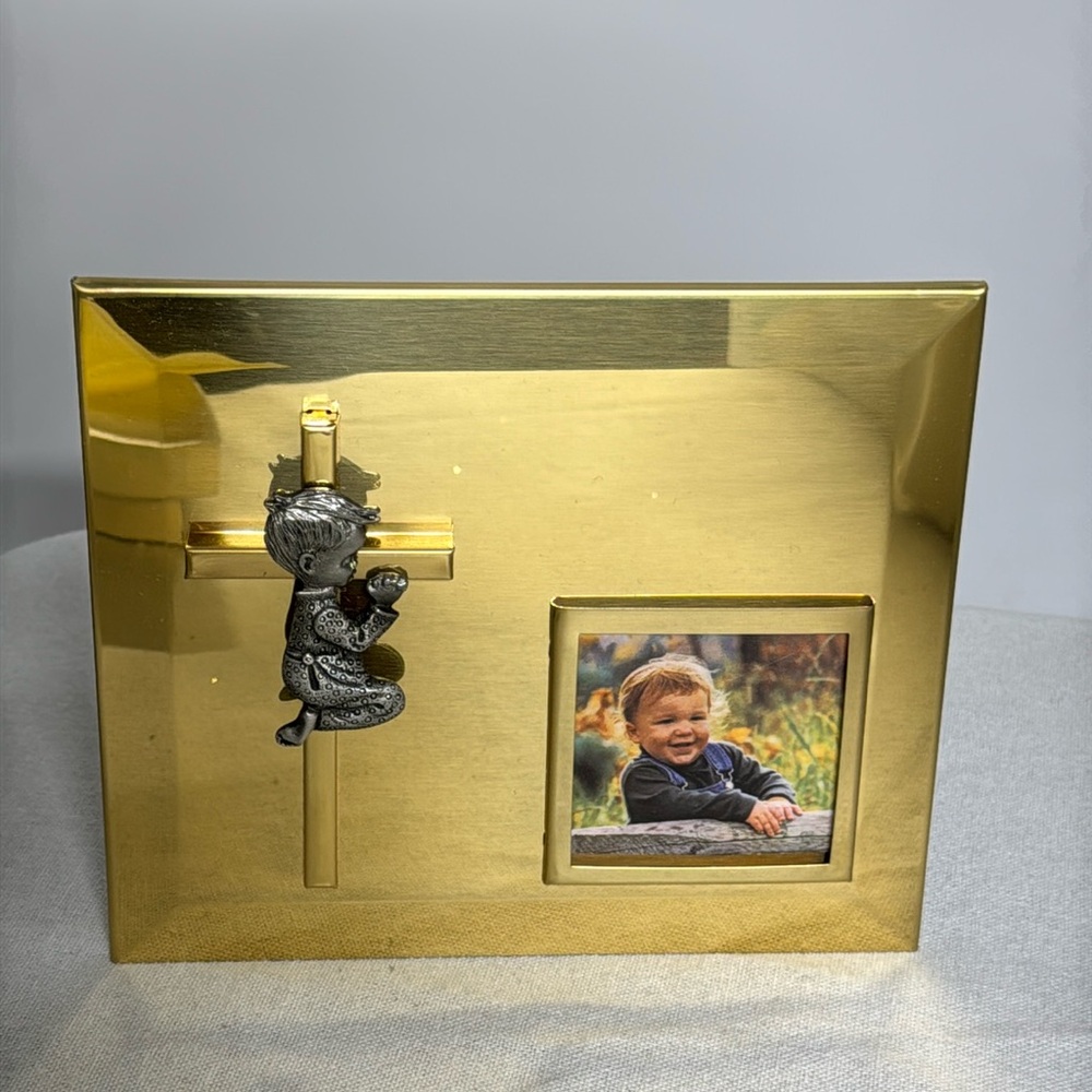 Gold picture frame